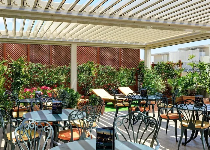 Hotel Marcella Royal - Rooftop Garden 4*
