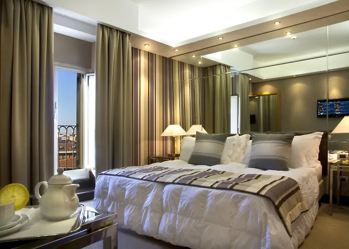 Marcella Royal - Rooftop Garden 4* Rome