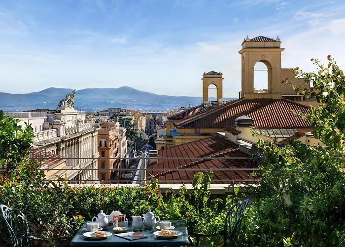 Marcella Royal - Rooftop Garden 4* Rome